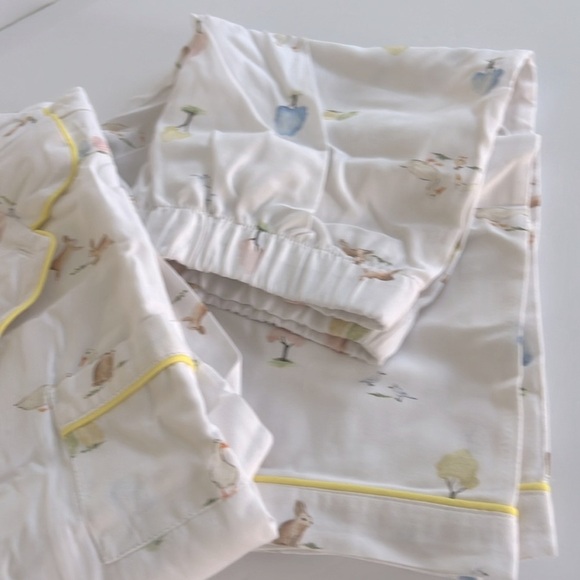 Petite Plume Unisex Flame Resistant Chemical Free Easter Gardens Pajama Set 14 - Picture 6 of 8